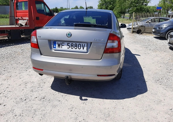 Skoda Octavia cena 20900 przebieg: 243866, rok produkcji 2010 z Oborniki małe 352